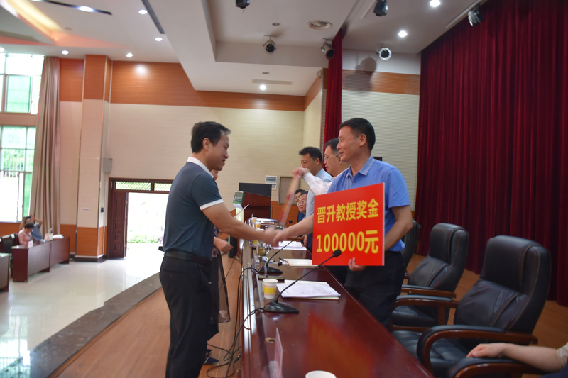 1591348881832052966.jpg DSC_5571.jpg